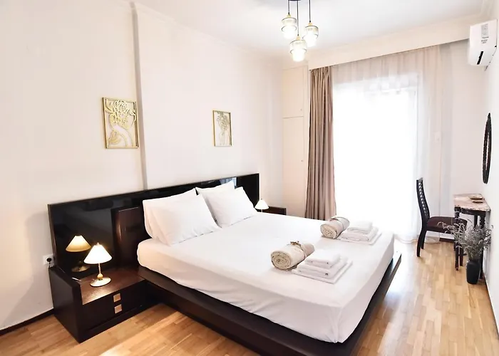 Downtown Apartment 10